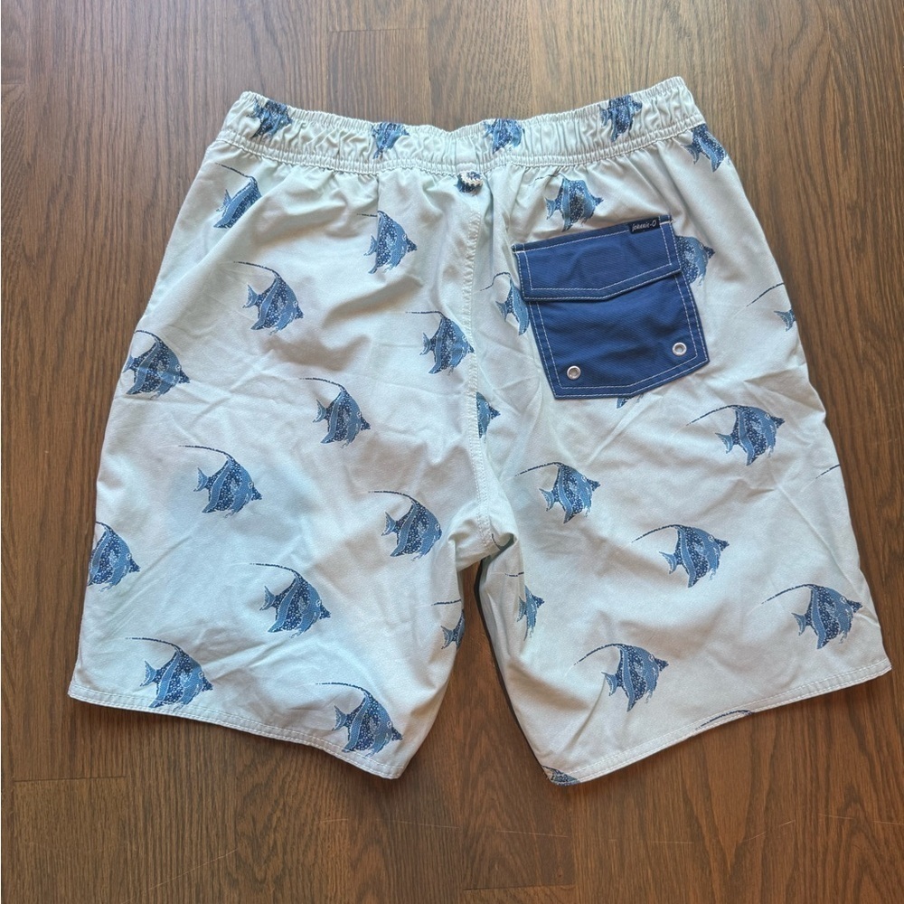Johnnie-O Hatton Lined Elastic Waist Swim, Board Shorts. Fish Print, Size M - Picture 6 of 7